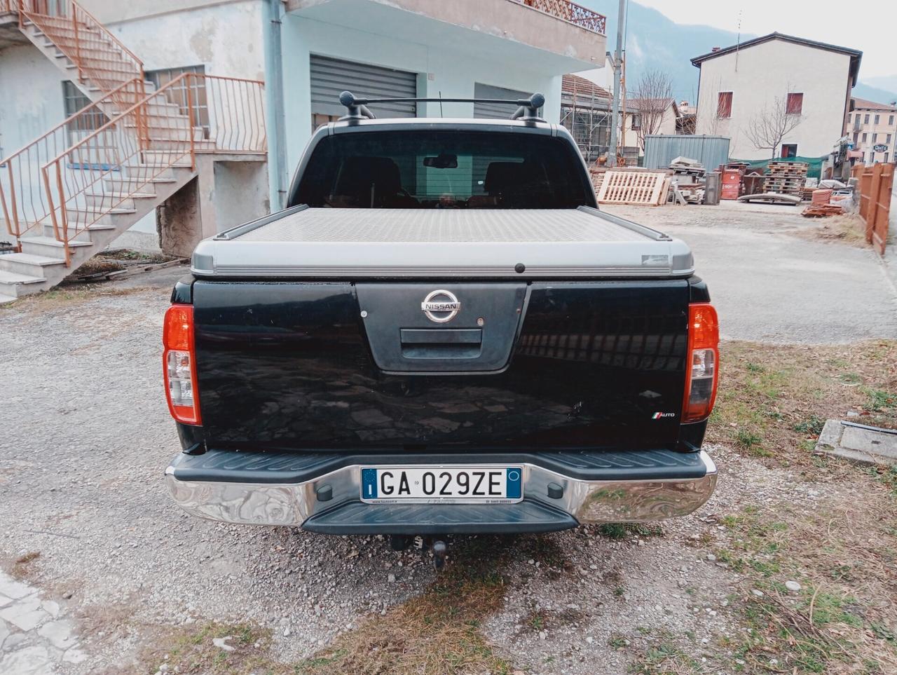 Nissan Navara 2.5 dCi 4 porte Double Cab SE