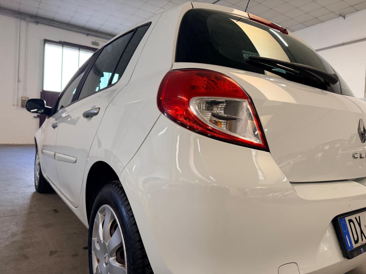 Renault Clio 1.2 16V 5 porte Dynamique