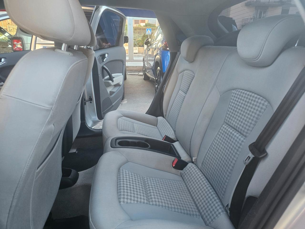 Audi A1 1.6 TDI S tronic 90CV..Da Vetrina..2013