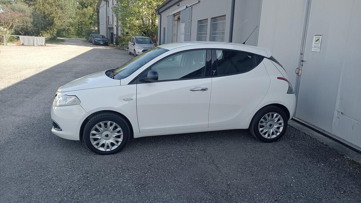 Lancia Ypsilon 1.3 MJT 16V 95 CV 5 porte S&S