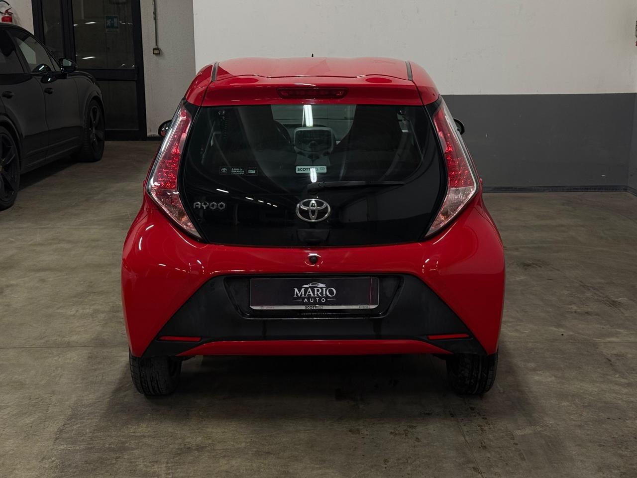 Toyota Aygo 1.0 VVT-i 69 CV 5 porte x-cool TSS