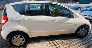 Mercedes-benz A 160 CDI BlueEFFICIENCY Avantgarde