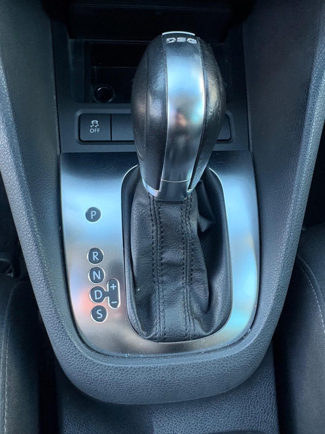 Volkswagen Golf Highline DSG Unico Proprietario