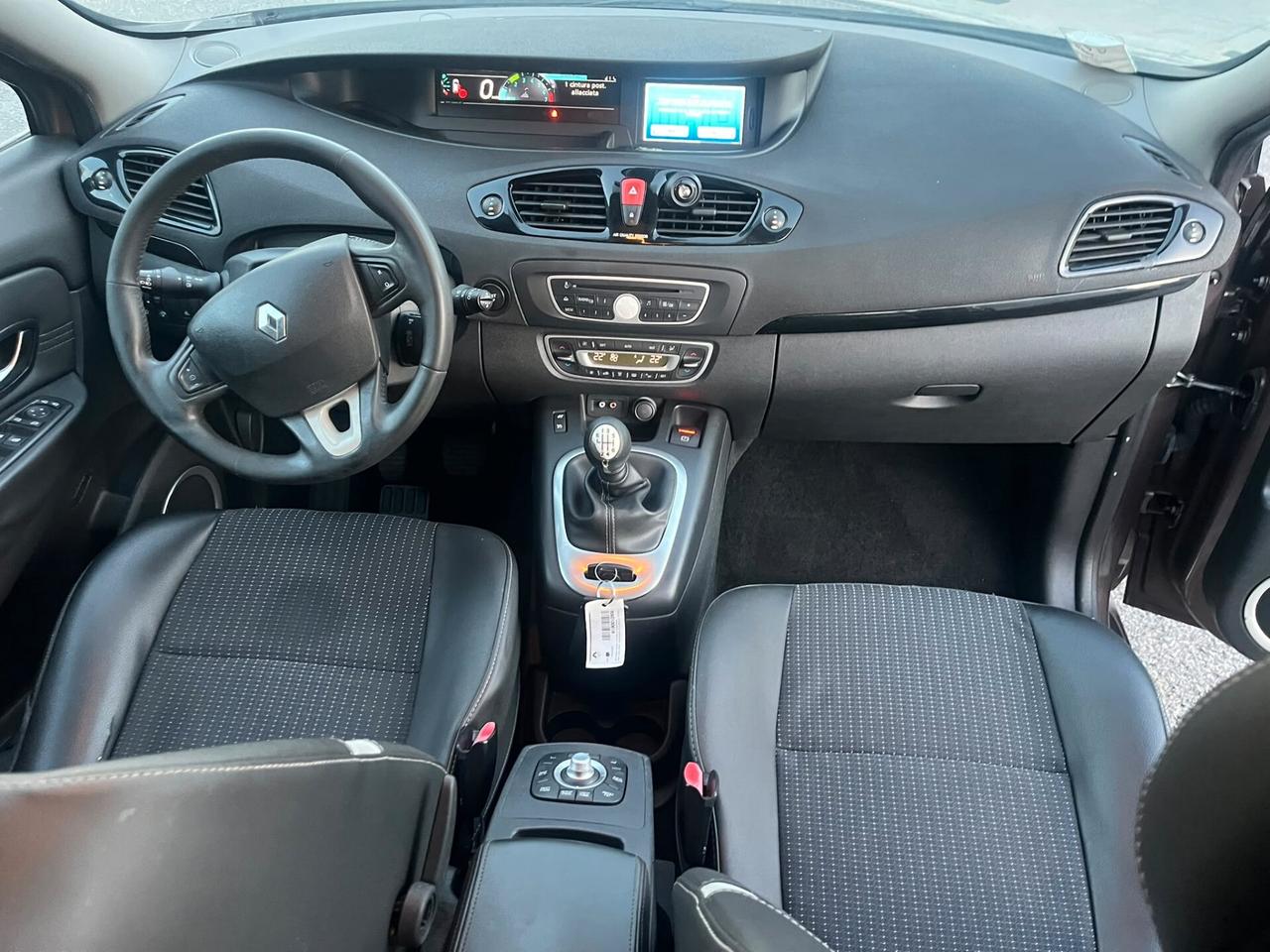Renault Scenic 1.4 TCe Luxe 7 POSTI