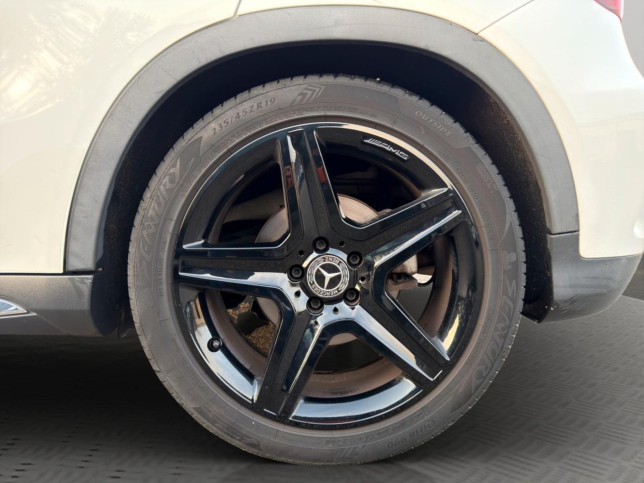 Mercedes-benz GLA 200 d Automatic Premium