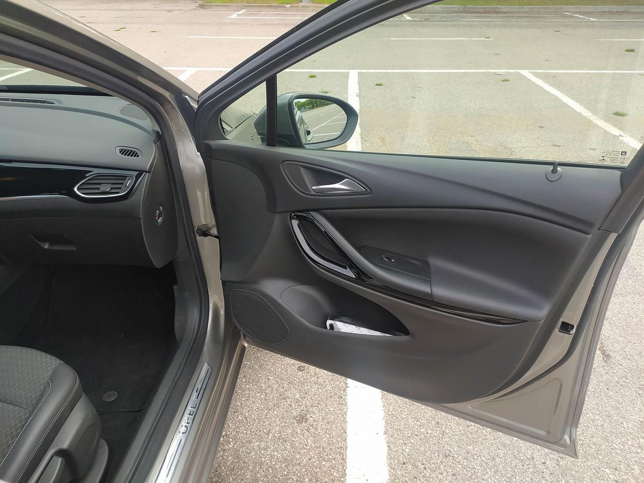 Opel Astra Business 1.6 CDTI 136 CV #6656