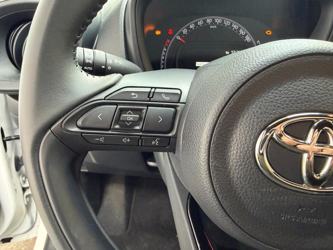 Toyota Aygo X 1.0 VVT-i Active – 02/2024 - Cambio Auto - Uni Pro