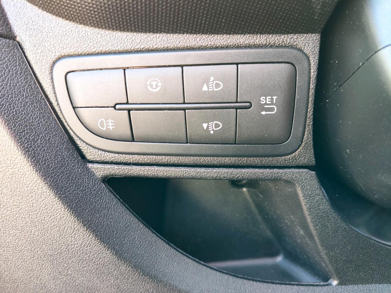 Fiorino 1.3 MJT 95CV Adventure allestito