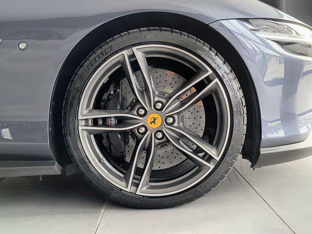 FERRARI Roma - Roma 3.9 F1 dct