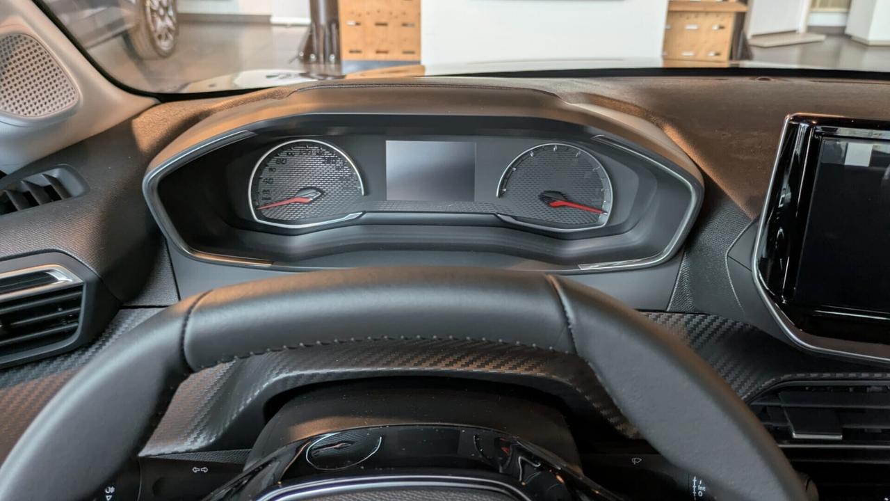 Peugeot 208 100 BUSINESS