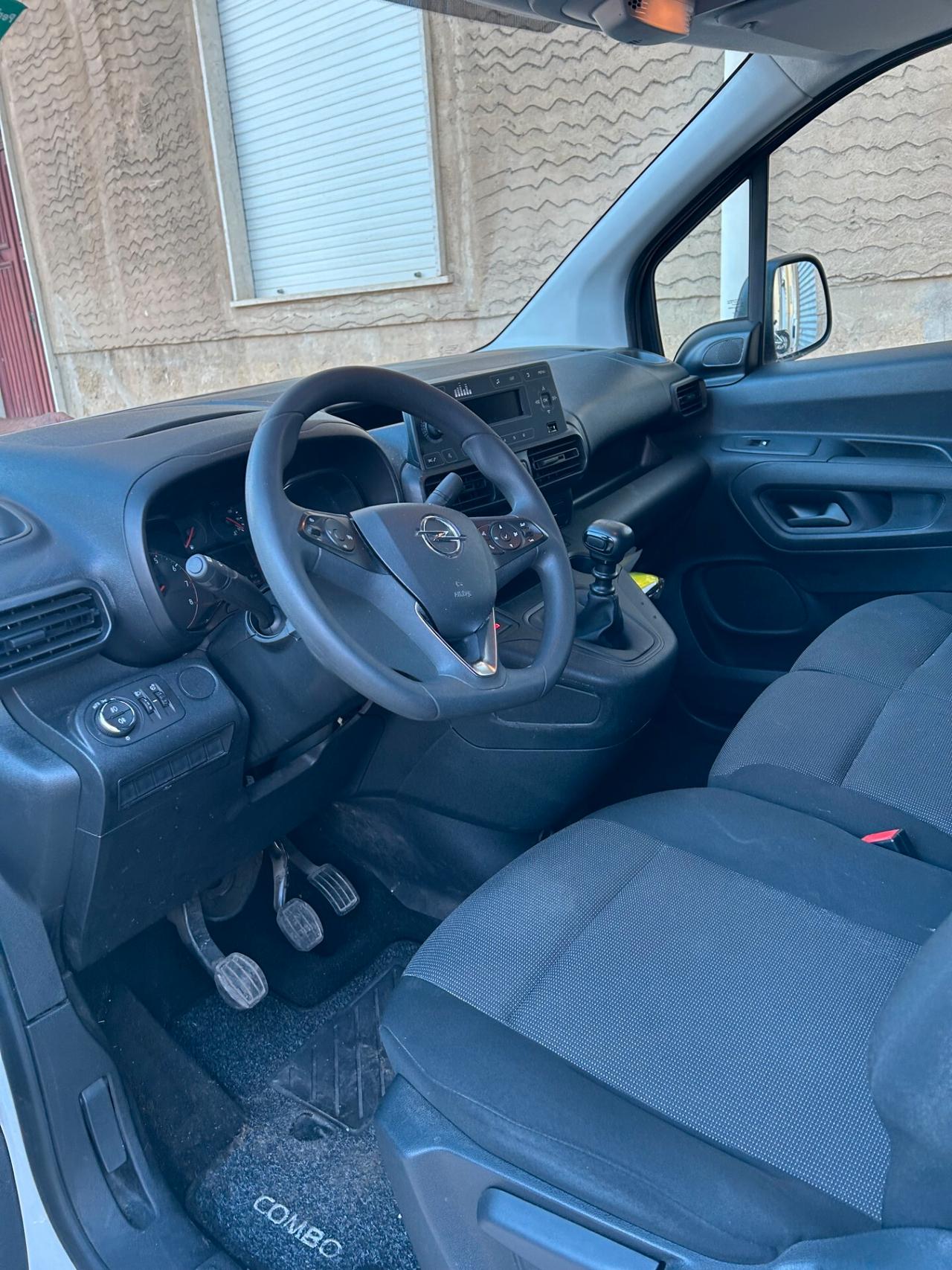 Opel Combo Cargo XL 1.5 Diesel 100CV S&S PL 950kg Edition