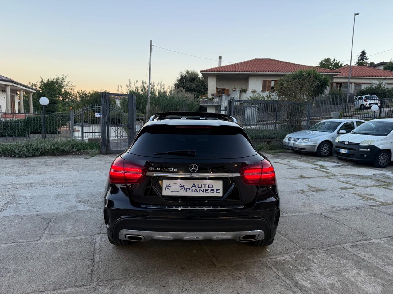 Mercedes GLA 220D Automatic Premium Amg Tetto