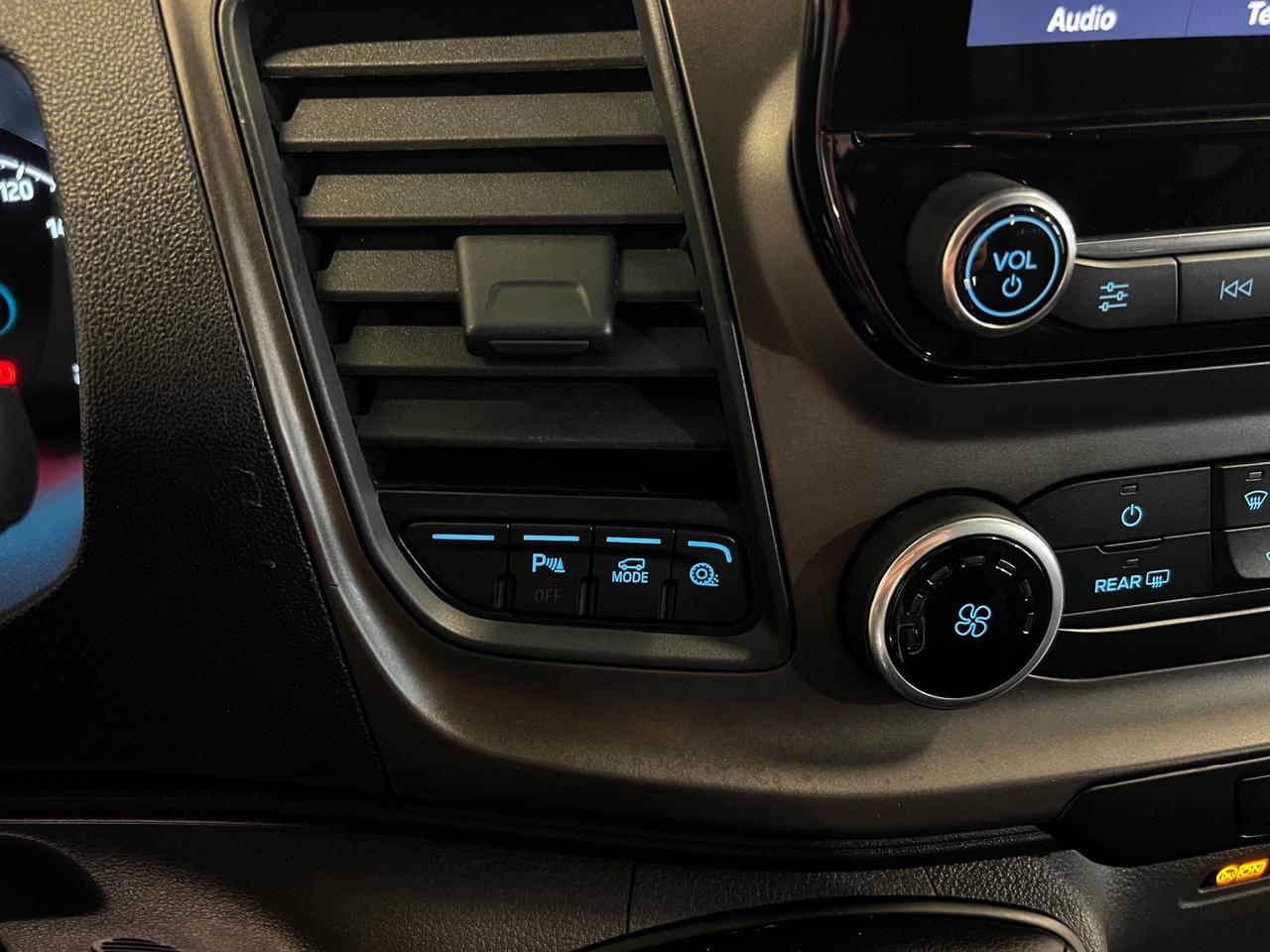 Ford Transit Custom 320 2.0 EcoBlue Hybrid 130 PC Combi Trend