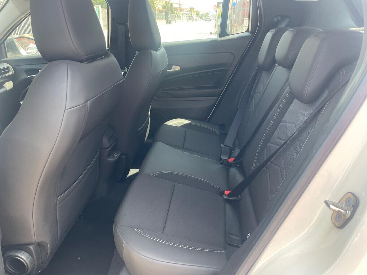 Jeep Avenger 1.2 Turbo 100 CV Altitude