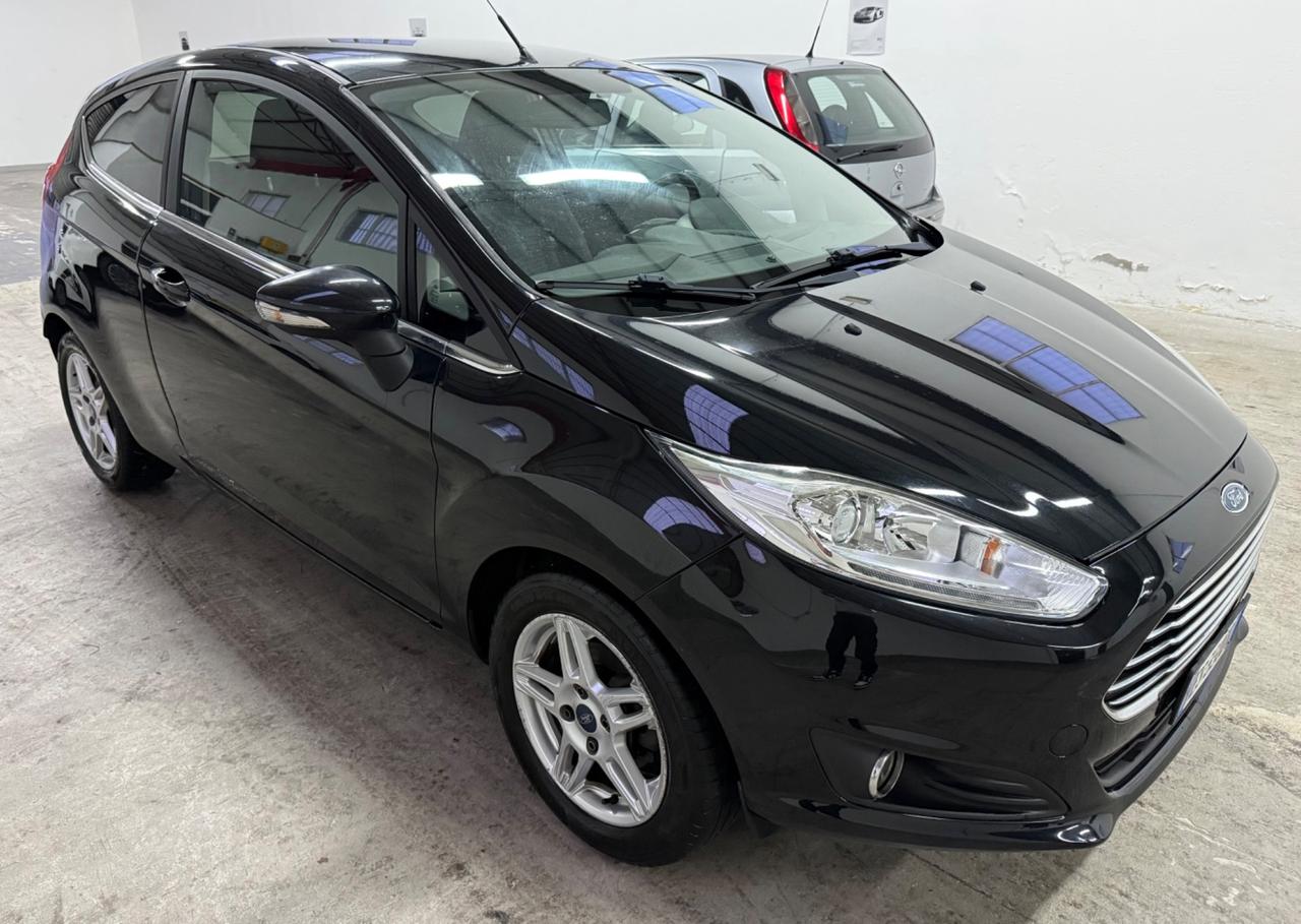 Ford Fiesta 1.5 TDCi 75CV 3 porte Titanium - 2013