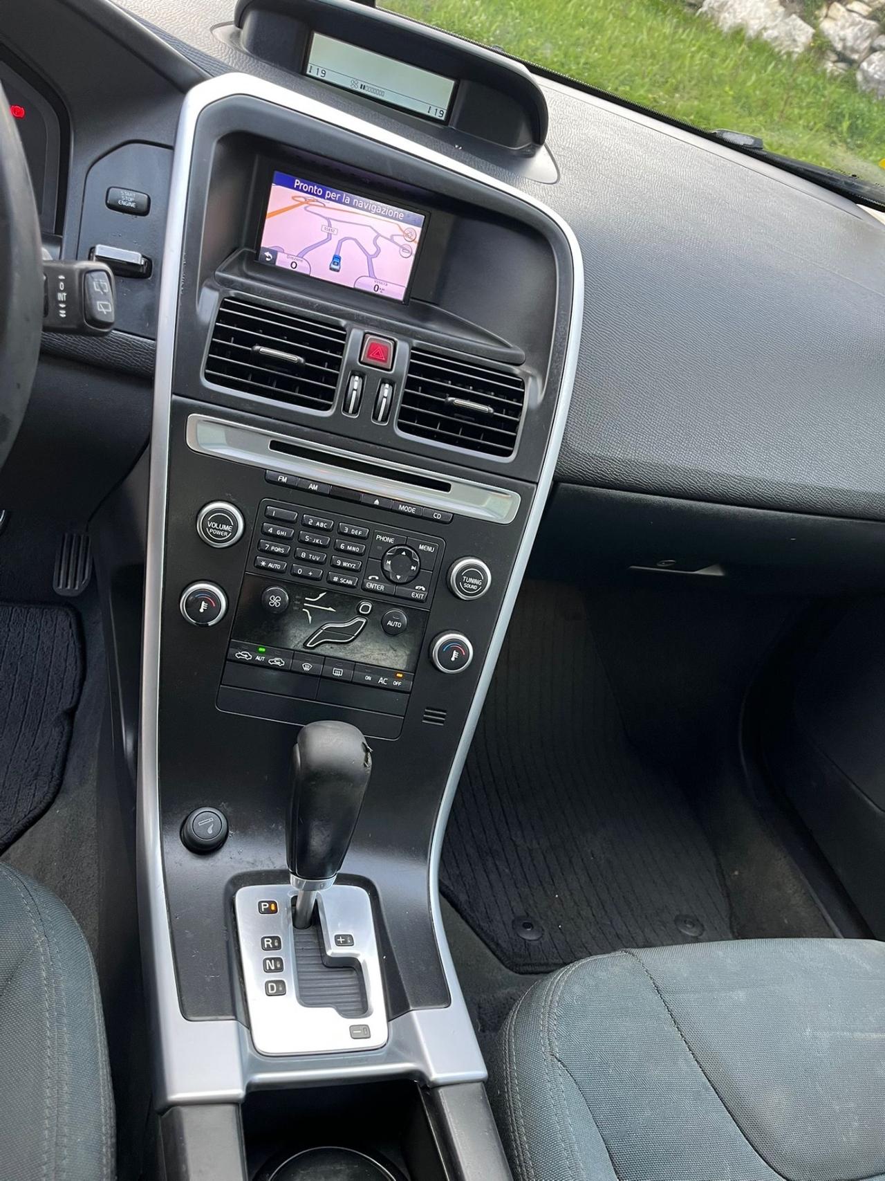 Volvo XC 60 XC60 2.4 D 163 CV AWD Geartronic Summum