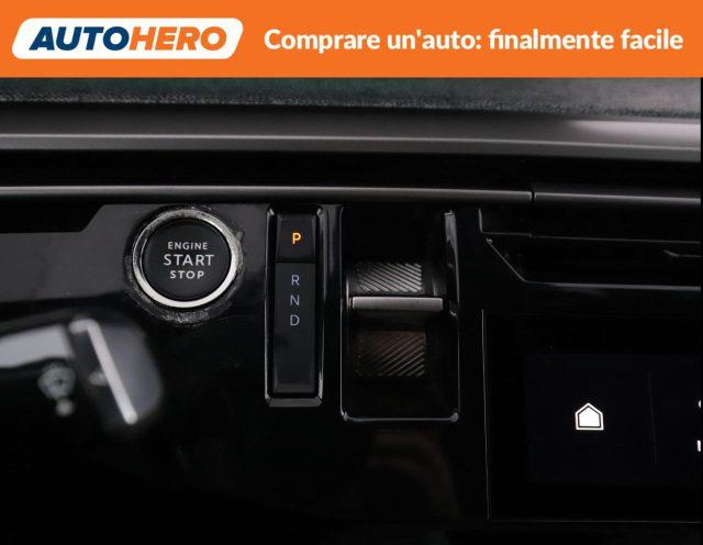 PEUGEOT e-3008 motore elettrico (73kWh) 210 CV Allure