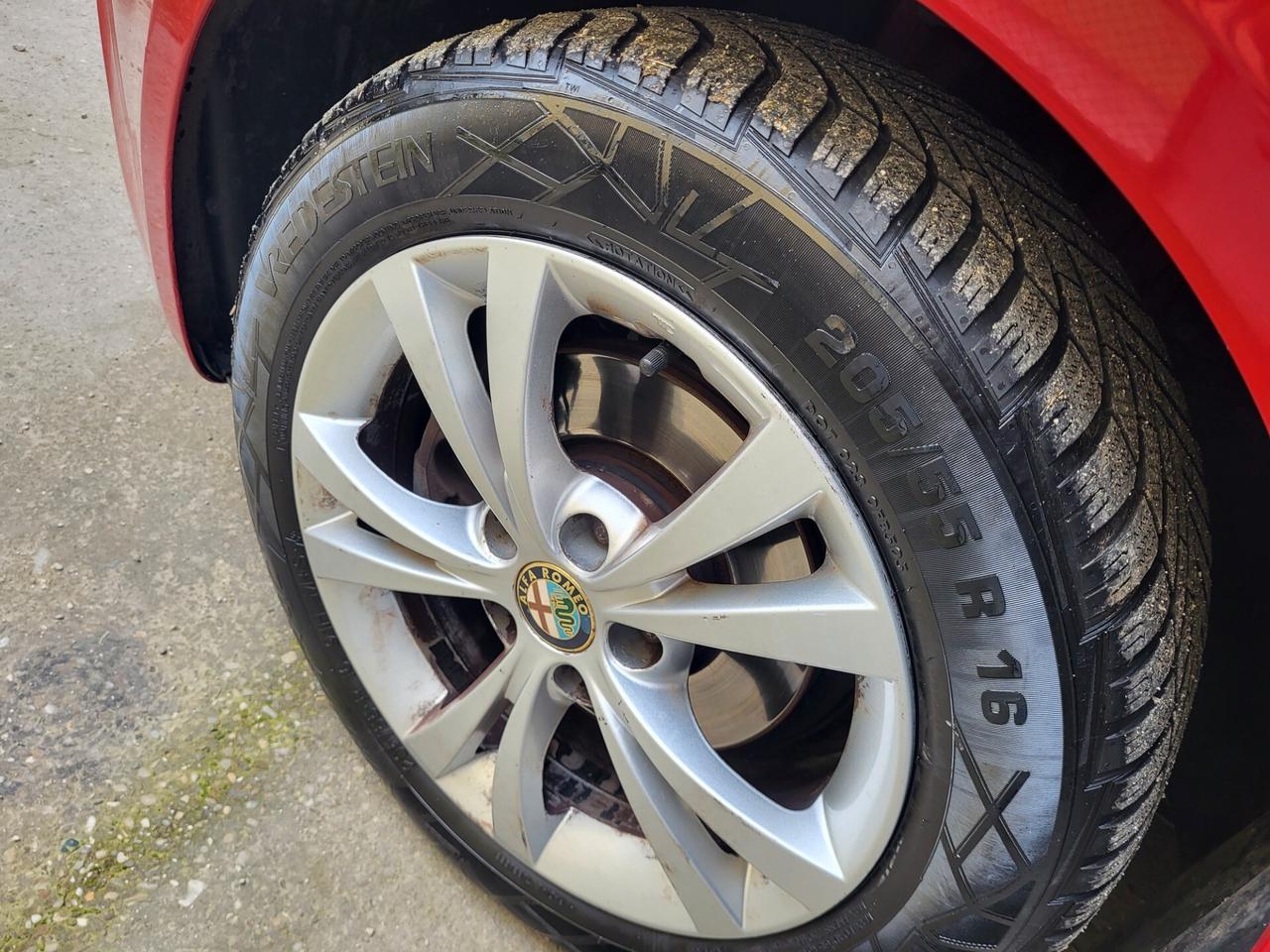 Alfa Romeo Giulietta 1.6 JTDm-2 105 CV Distinctive