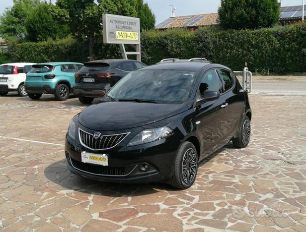 LANCIA Ypsilon 1.0 FireFly 5 porte S&S Hybrid Ec