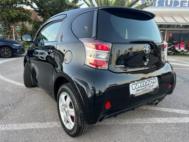 TOYOTA iQ 1.0 Sol AUTOMATICA NEOPATENTATI