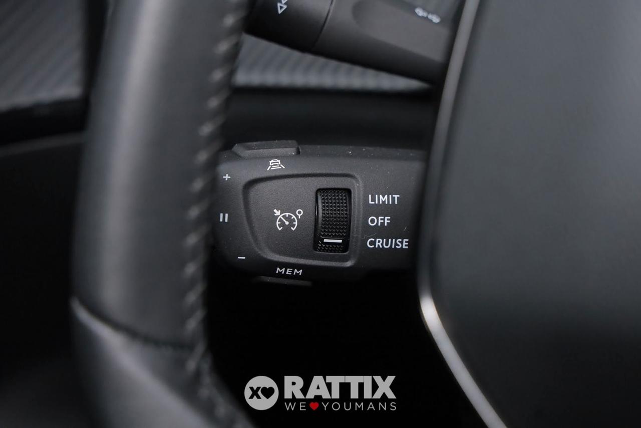 Peugeot e-2008 motore elettrico 100kW Allure Pack