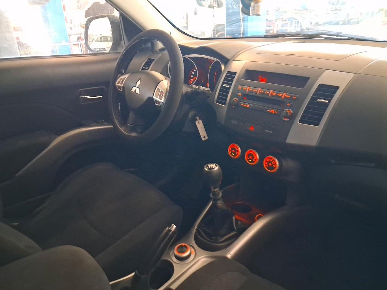 MITSUBISHI Outlander 2.000 TDI 140cv 4WD