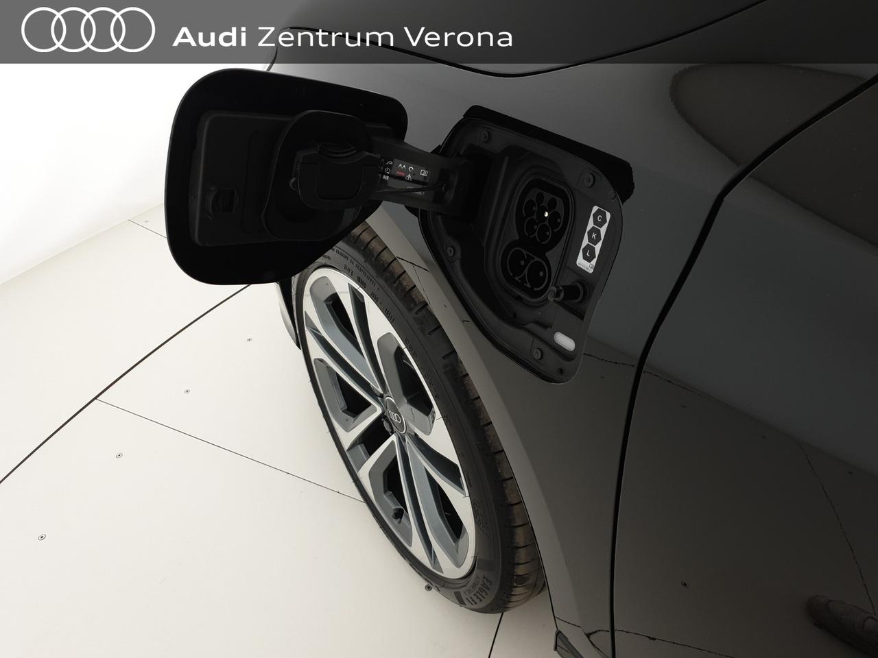 Sportback 40TFSIe 204CV S tronic Business Advanced