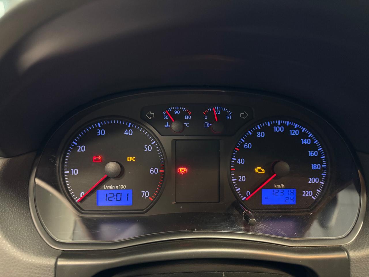 Volkswagen Polo 1.2/70CV 12V 5p. Trendline