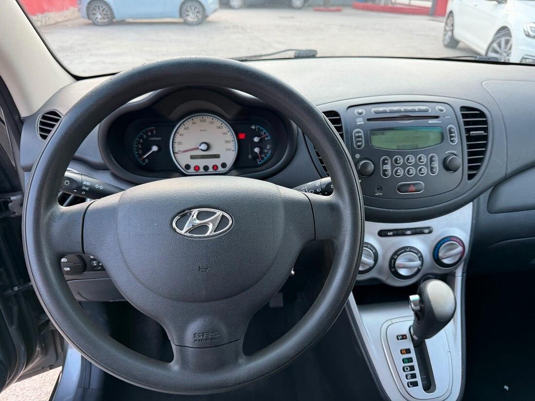 Hyundai i10 1.1 12V Active AUTOMATICA