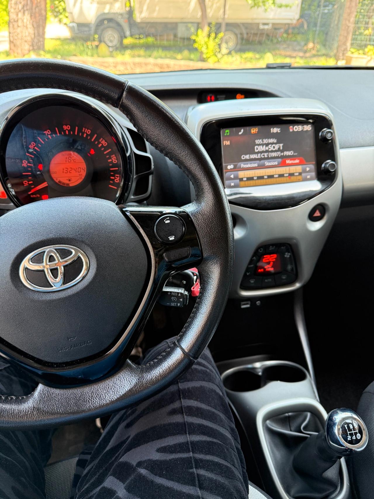 Toyota Aygo 1.0 VVT-i 69 CV 5 porte x-play