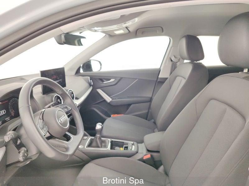 Audi Q2 1.5 35 TFSI IDENTITY BLACK