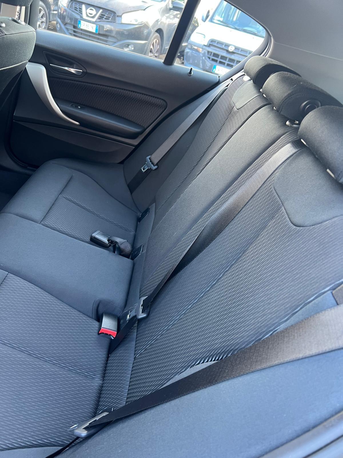 Bmw 118 120i 5p. Sport