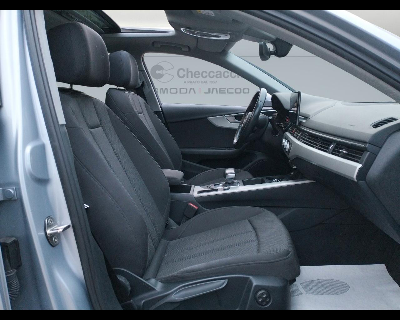 AUDI A4 5ª serie A4 30 TDI/136 CV S tronic