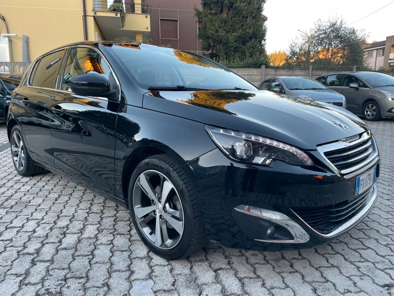 Peugeot 308 1.6 bluehdi Gt Line TETTO+NAVI+LED NEOPATENTATI OK