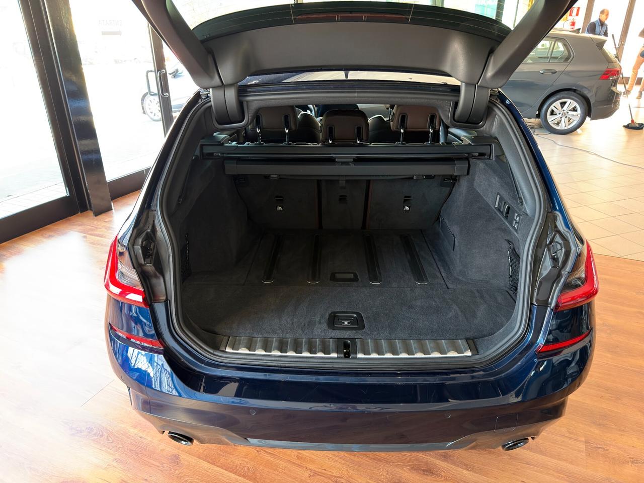 BMW 330d 3.0cc 265Cv Touring xdrive Msport auto gancio traino