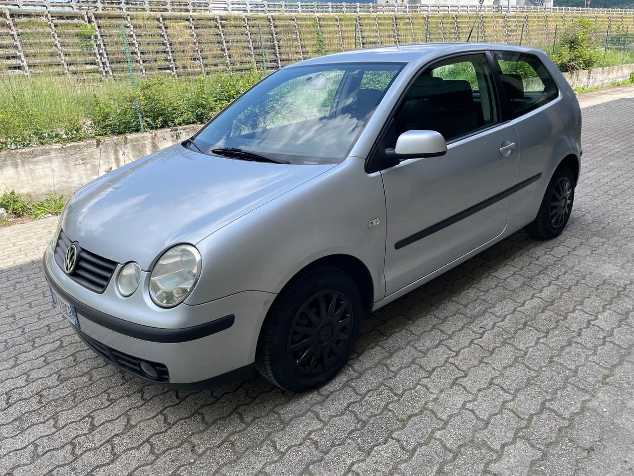 Volkswagen Polo 1.2 3p. Trendline - solo 100.000km -