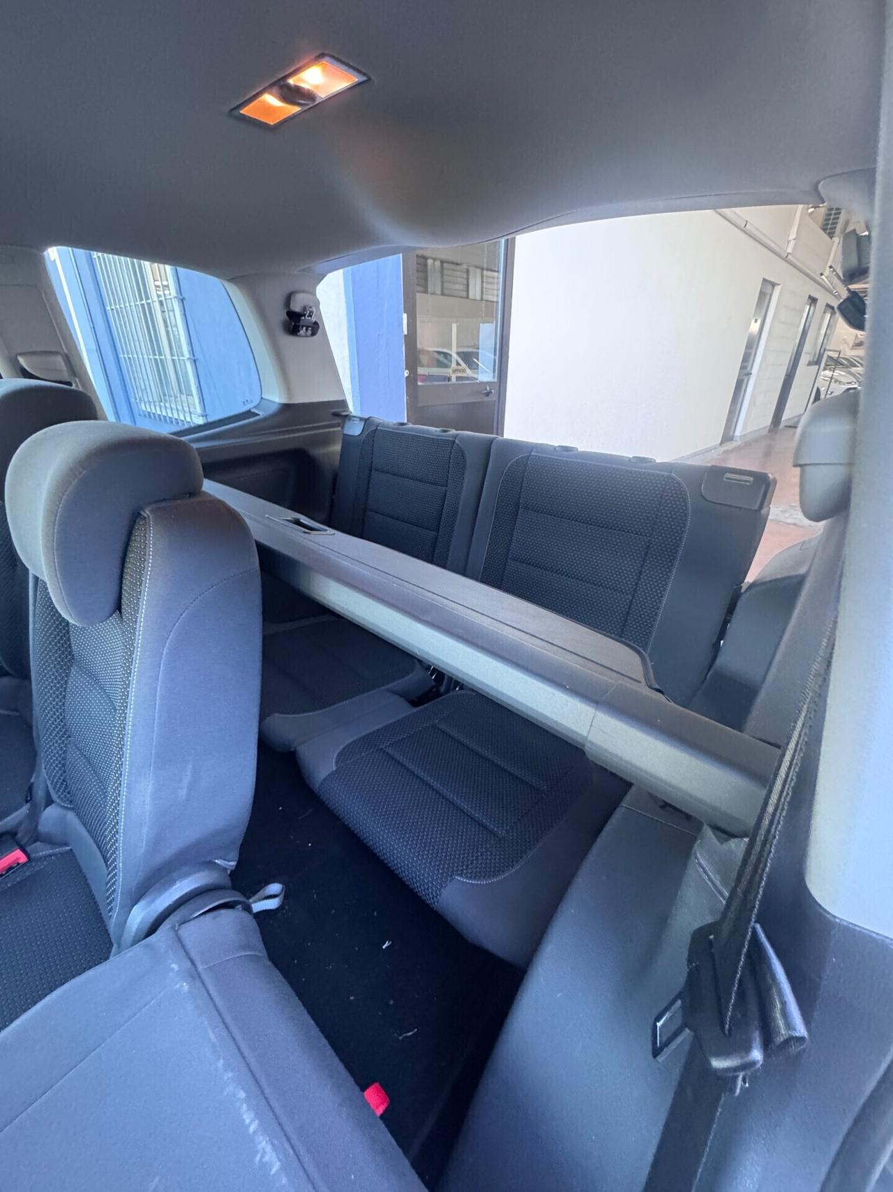 Volkswagen Touran 1.6 TDI 7 posti