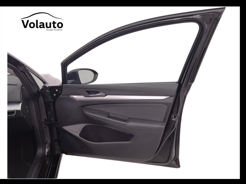 VOLKSWAGEN Golf VIII 2024 - Golf 2.0 tdi Life 115cv