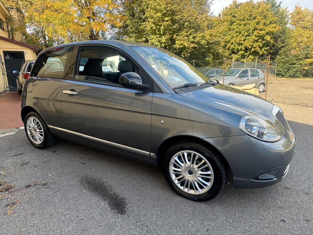 Lancia Ypsilon Anno 2011