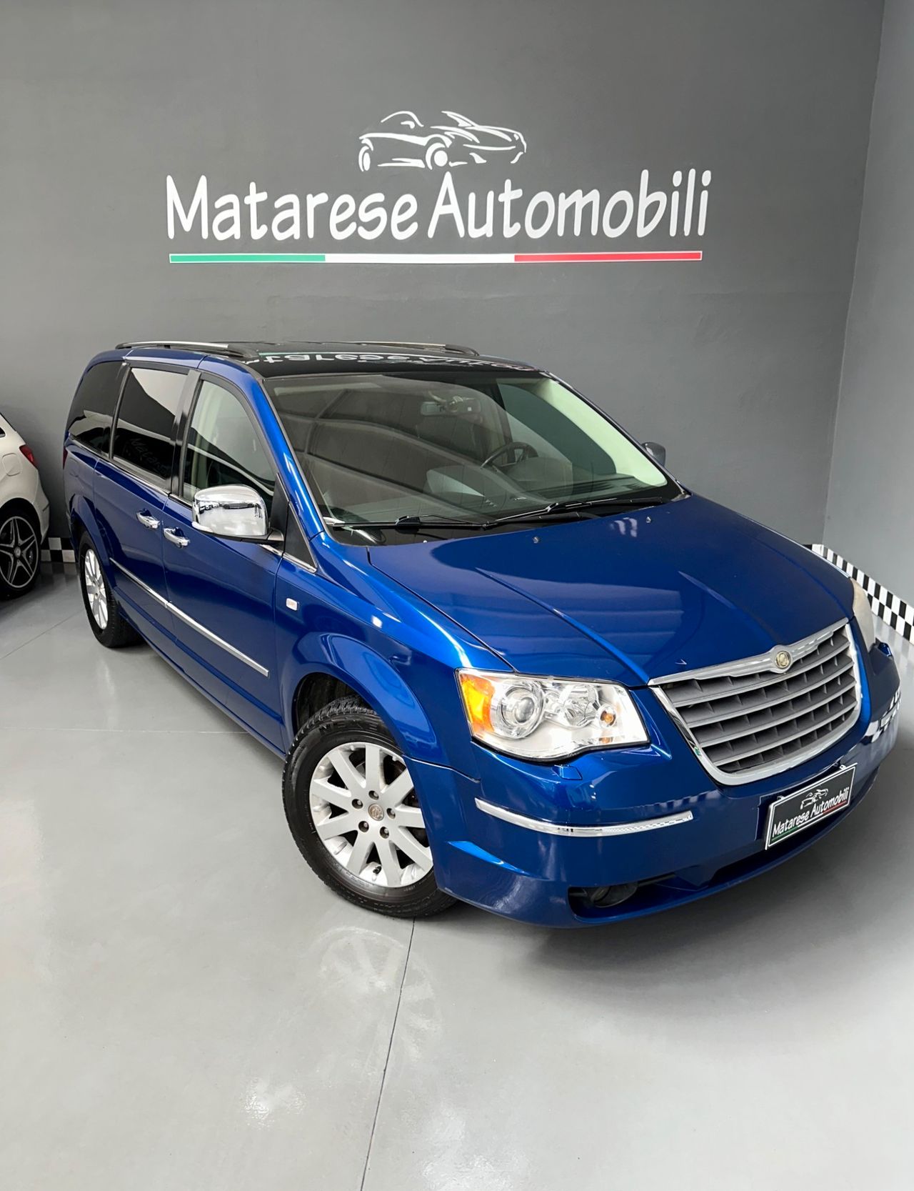 CHRYSLER GRAND VOYAGER 7 POSTI FULL OPTIONAL GARANTITA 1 ANNO