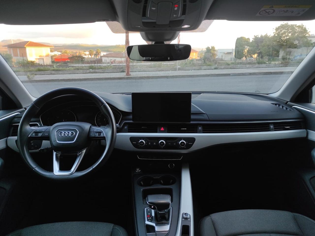 Audi A4 Avant 30 TDI/136 CV S tronic