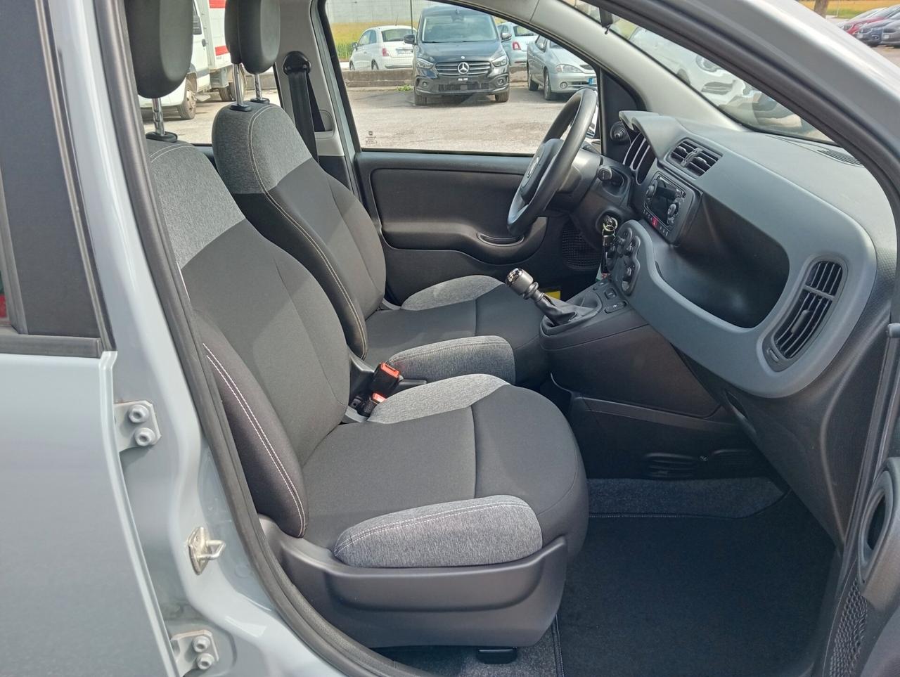 Fiat Panda 1.0 70CV Hybrid OK NEOPATENTATI