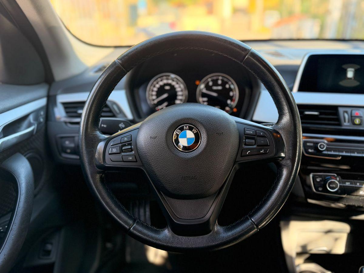 BMW - X1 - sDrive18d Business
