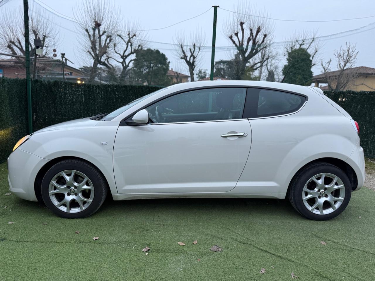 Alfa MITO 2011 1.6 DIESEL NEOPATENTATI SPORT PACK