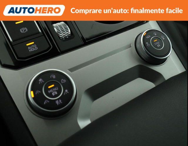 VOLKSWAGEN Touareg 3.0 V6 TDI SCR Elegance