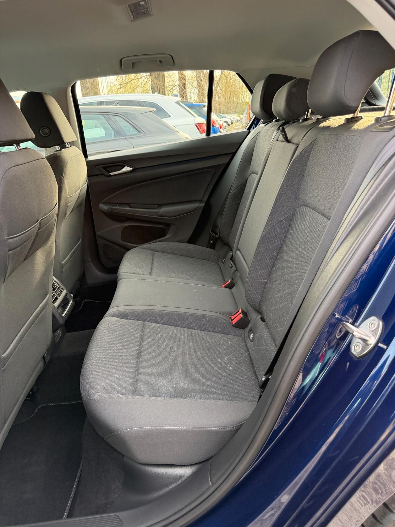 Volkswagen Golf 1.5 eTSI 130 CV EVO ACT DSG Life