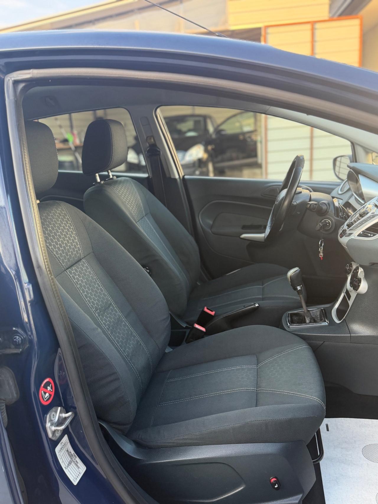 Ford Fiesta 1.6 TDCi 75 CV 5p. Titanium
