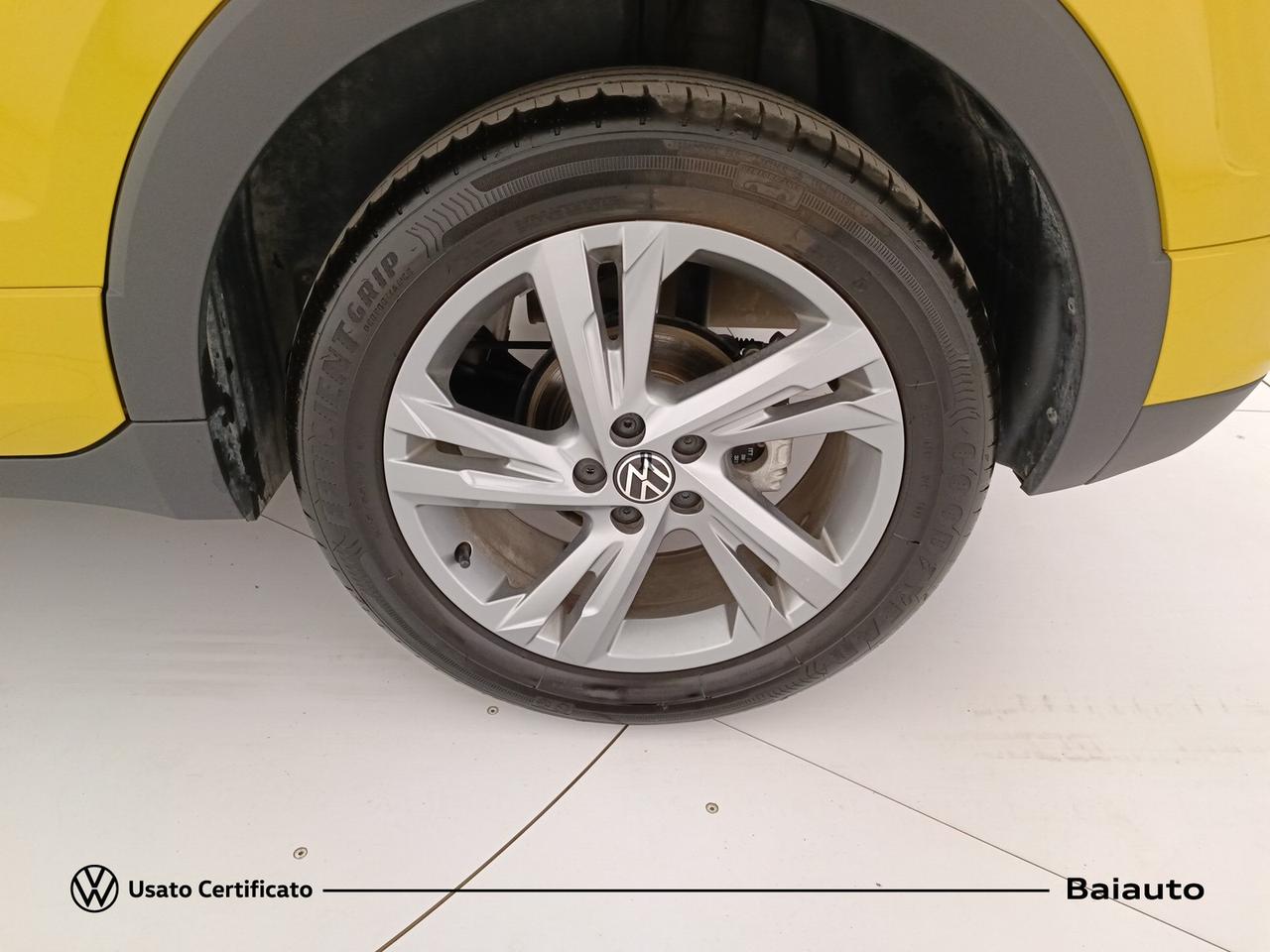 Volkswagen T-Cross 1.0 tsi 115cv r-line