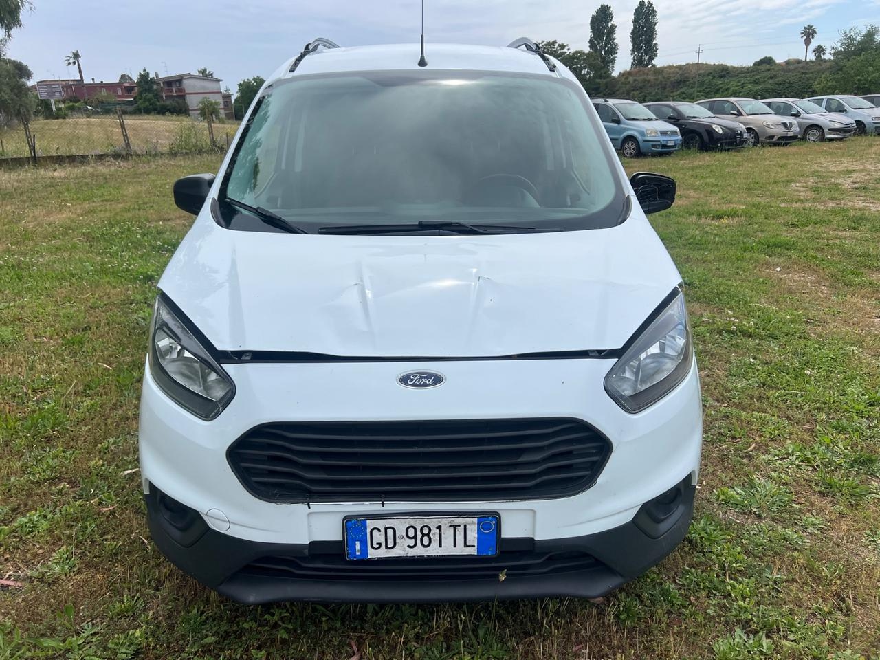 Ford Transit Courier 1.5 TDCi 75CV Van Entry