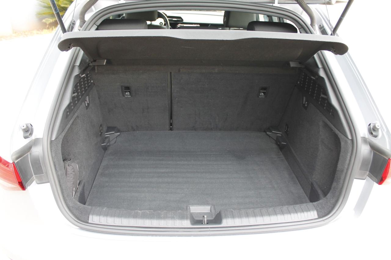 Audi A3 35 TDI S tronic Business Advanced